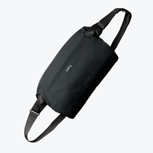 Сумка бананка через плече крос-боді Bellroy Lite Sling 7L чорна (ультралегка)